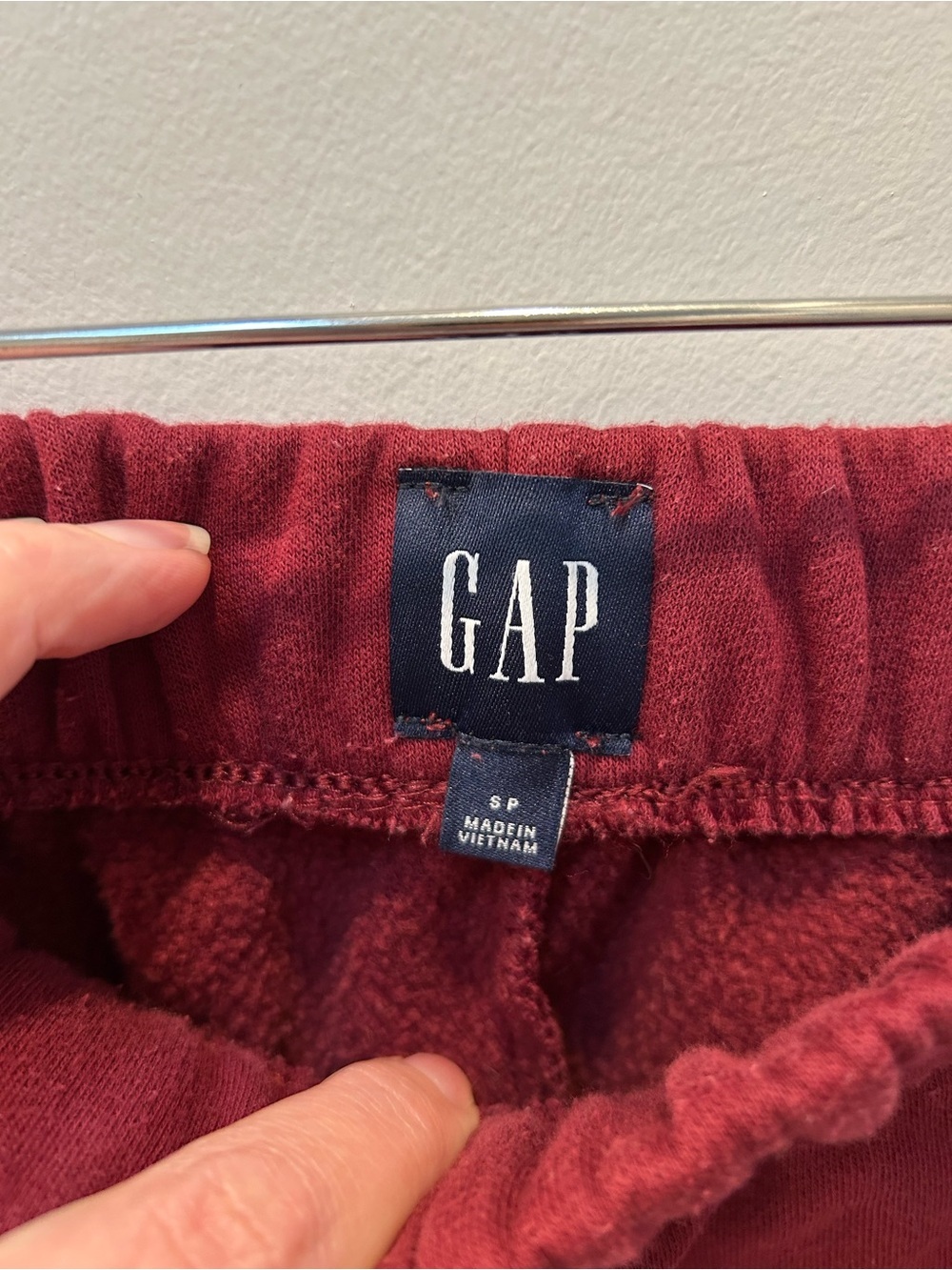 Gap sweatpants size small burgundy - Picture 3 of 5
